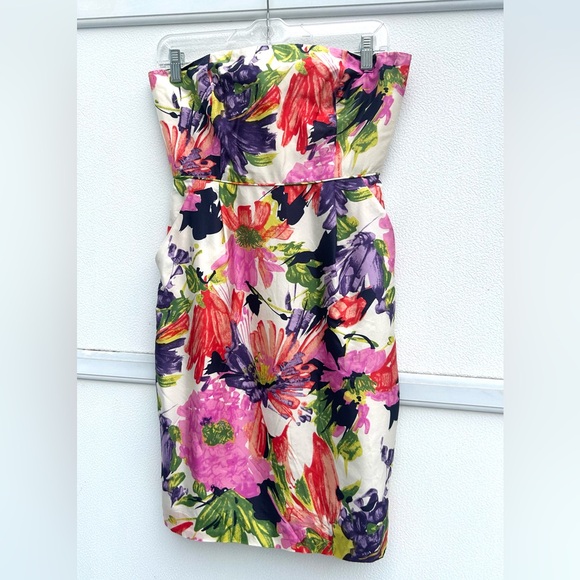 J.Crew Dress 100% Silk Strapless Floral Cocktail Party Sz 4 Chic Classy Pockets - Picture 2 of 13
